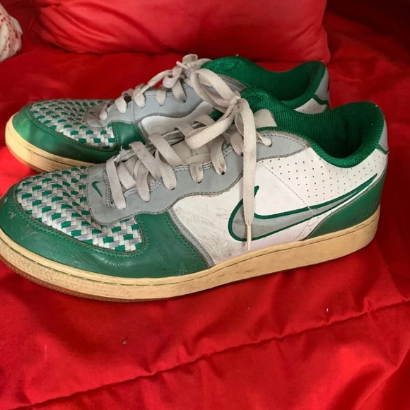 Low top Nike men’s 11.5 - Picture 3 of 4